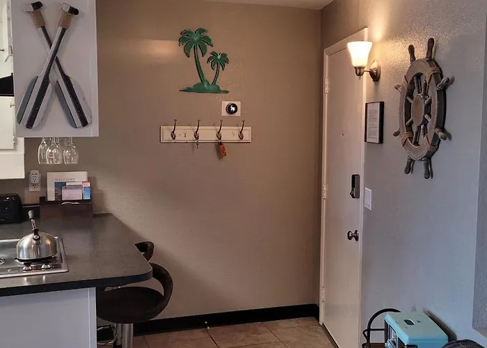 The Nest Corner Unit With Pool, Bbq, Boat Parking * Lake Havasu City